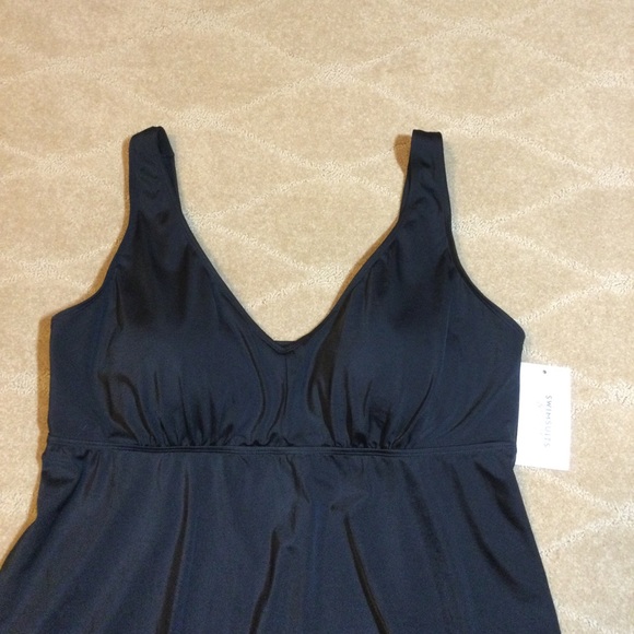 Swimsuits For All NWT V-Neck Flowy Tankini Top, 20 - Picture 3 of 7